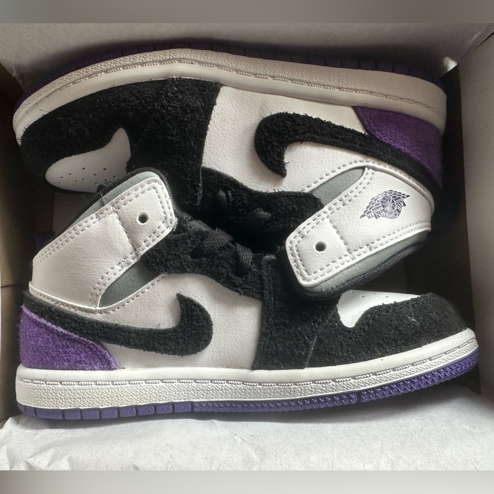 Brand new never worn Jordan 1 Mid SE Purple; size 10c